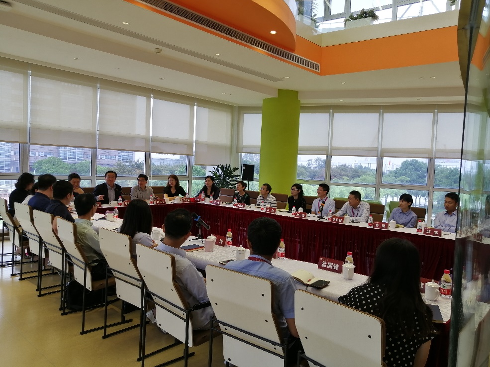 sunbet申搏官网举行新引进青年学者座谈会