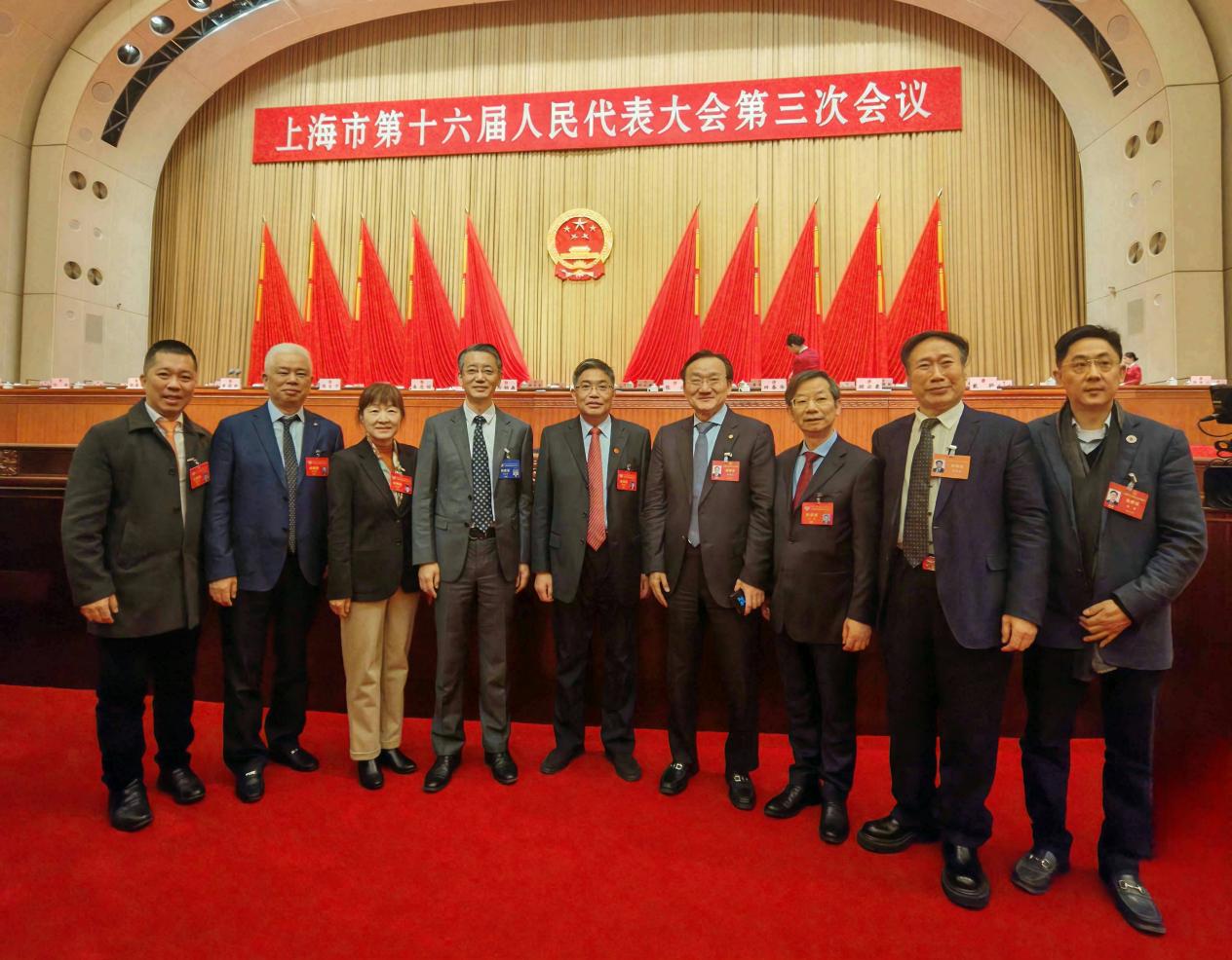 上海两会，上中医代表委员积极履职尽显担当