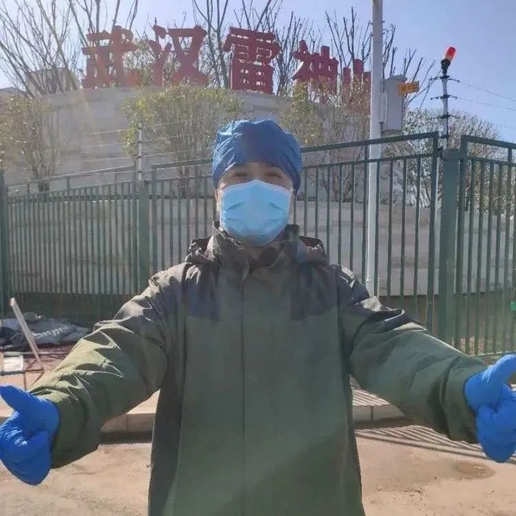 sunbet申搏官网系统3人荣获“全国卫生健康系统新冠肺炎疫情防控工作先进个人”称号