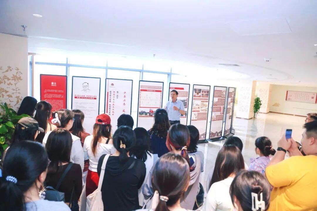红色家风润杏林 张闻天家风展走进sunbet申搏官方网站