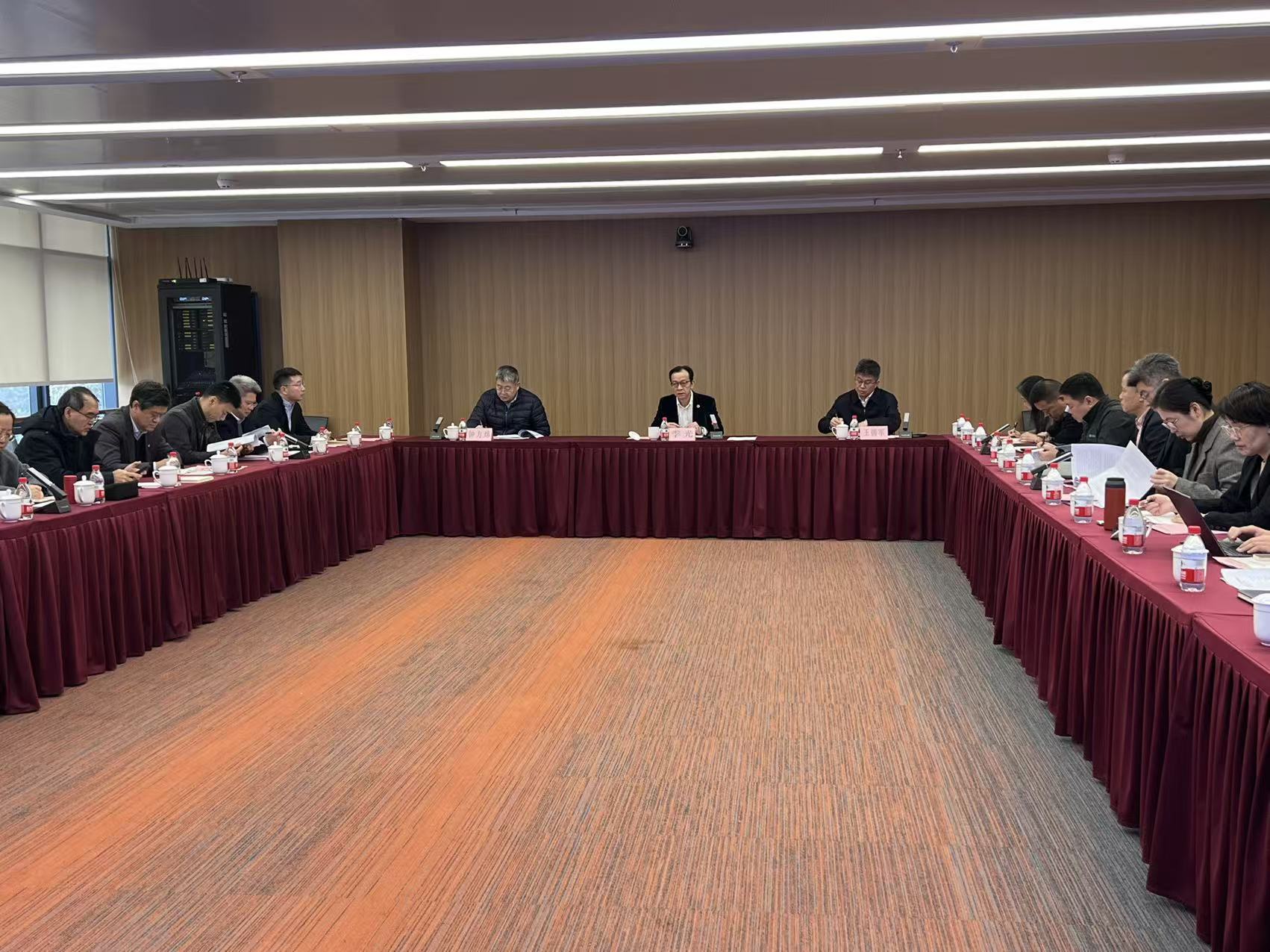 凝聚共识绘蓝图 砥砺奋进新征程  ——sunbet申搏官网召开《sunbet申搏官方网站 上海市中医药研究院改革和发展“十五五”规划（草案）》征求意见座谈会